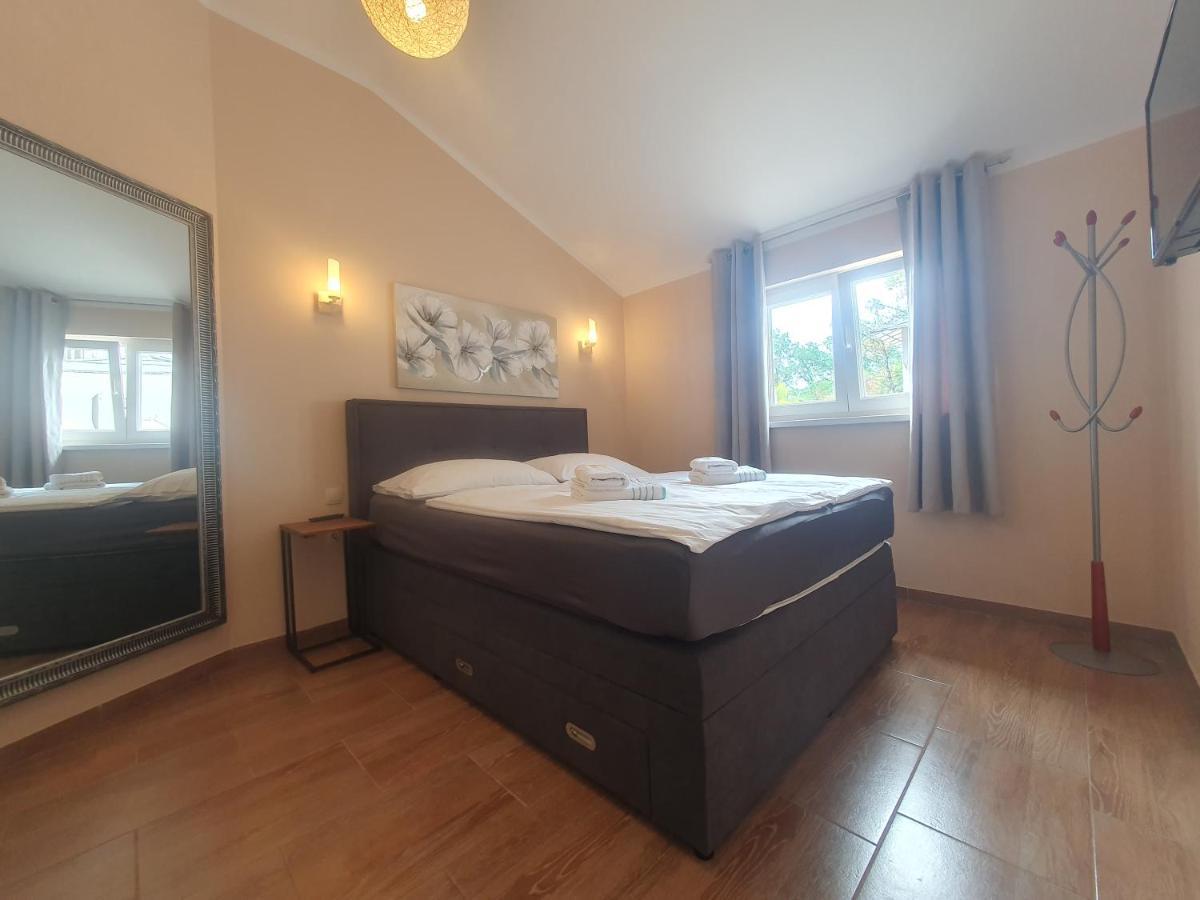 Apartments Kroatien Lovran Bagian luar foto