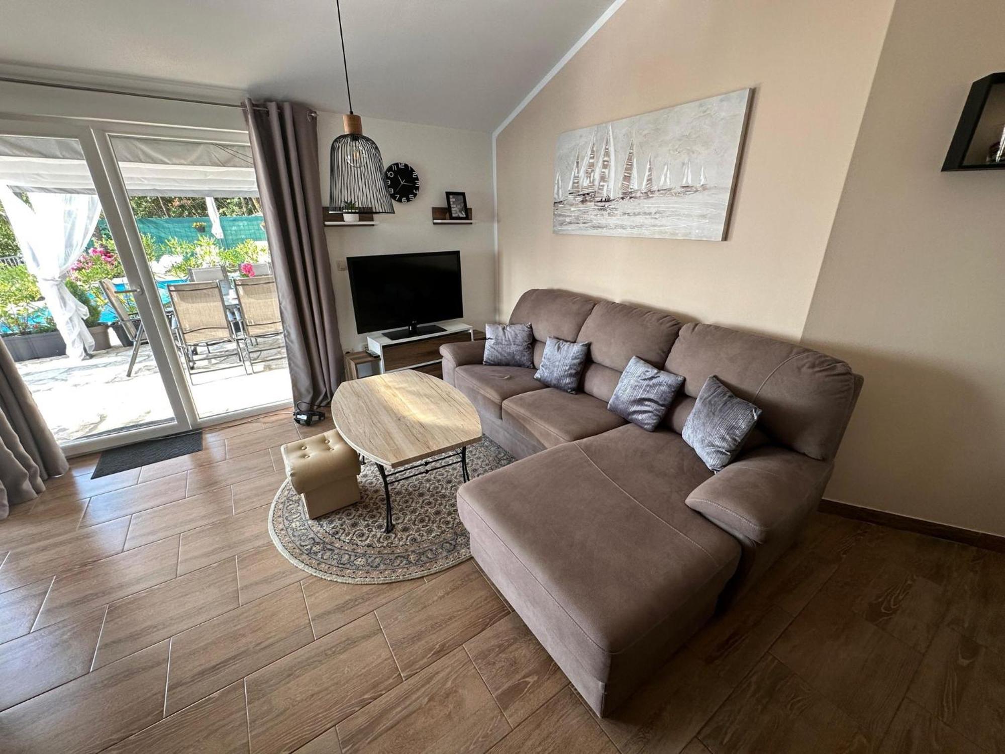 Apartments Kroatien Lovran Ruang foto